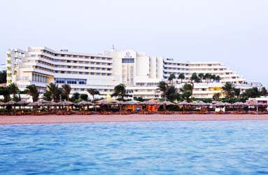 Hilton Plaza Resort 3