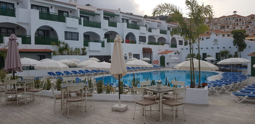 Neptuno Aparthotel